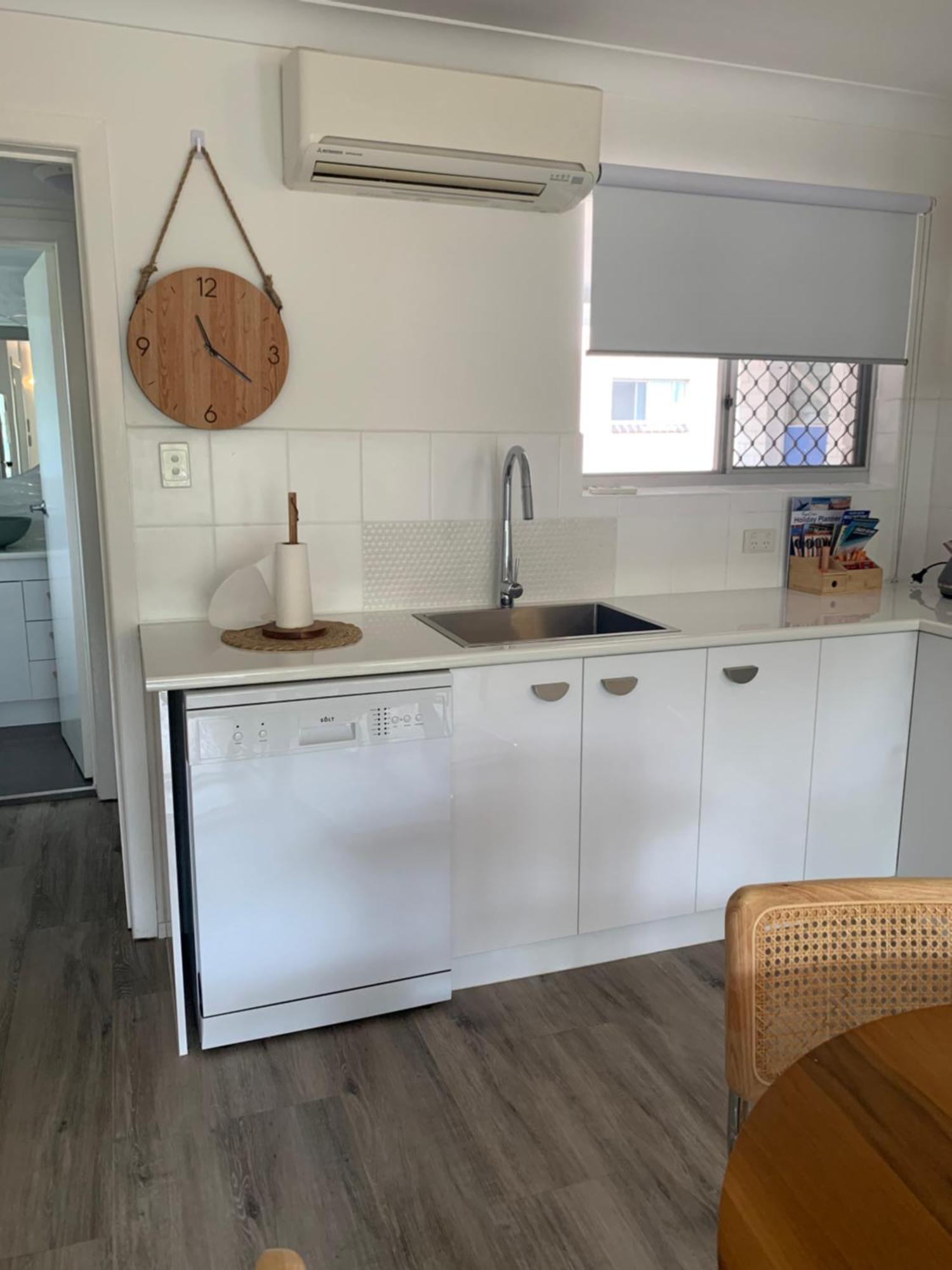 The Bay Beach Shack, Hervey Bay Exterior photo