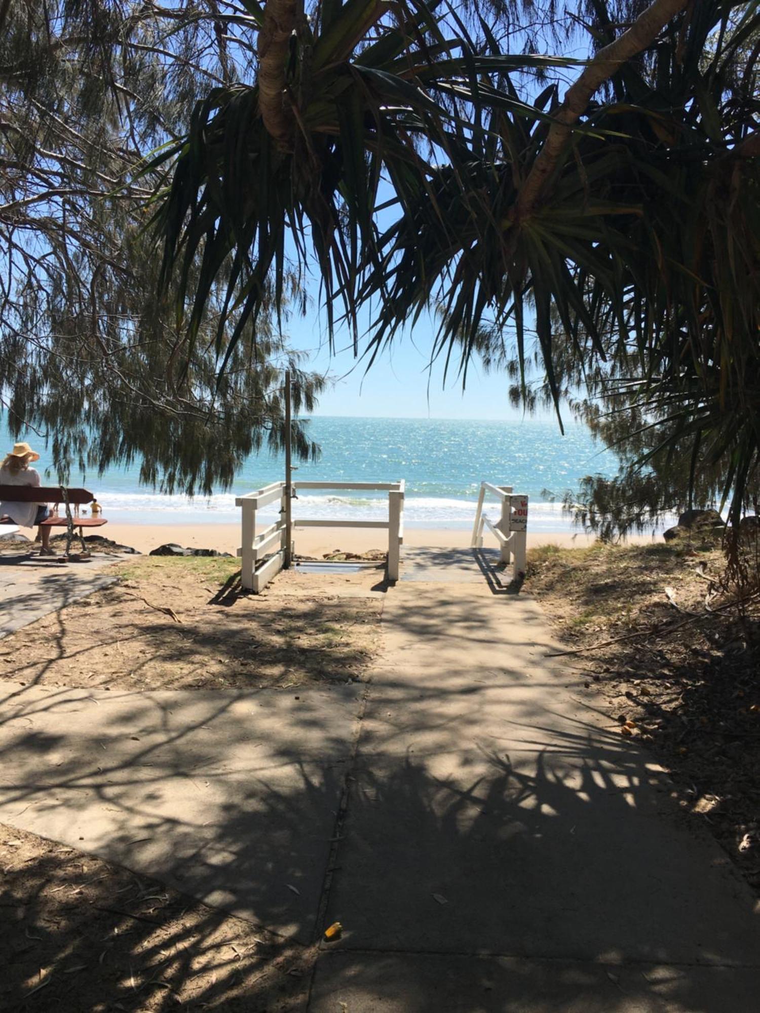 The Bay Beach Shack, Hervey Bay Exterior photo
